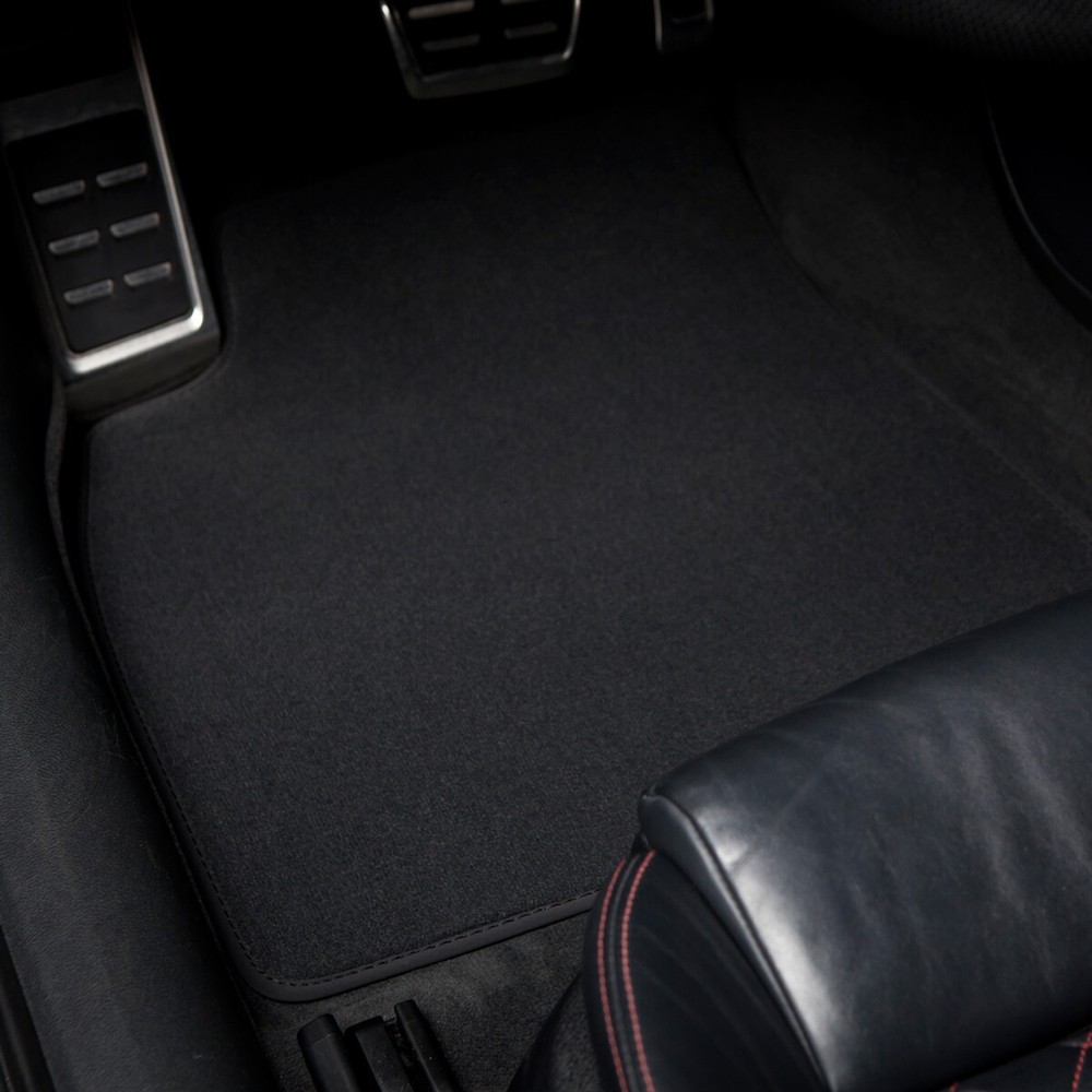 For Mitsubishi Lancer Evolution 8 & 9 Black Carpet Car Mats – 2003-2006