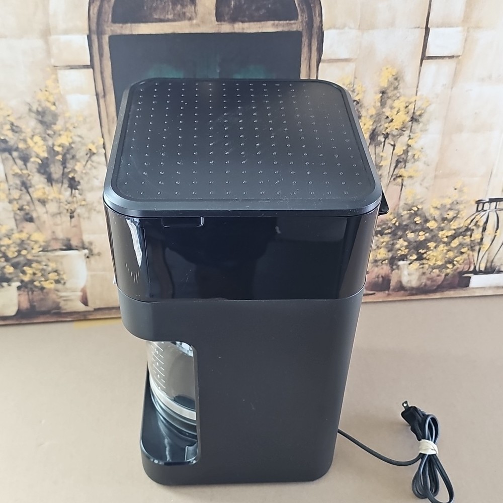 Braun (KF 7000) Black Brew Sense Automatic 12 Cup Drip Coffee Maker Bundle