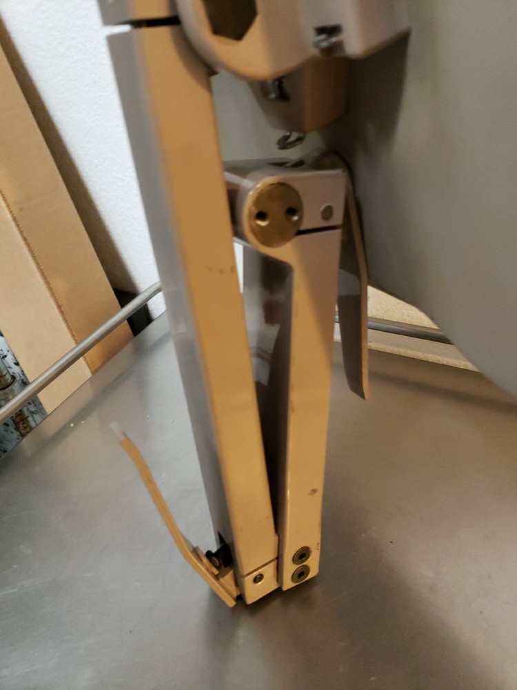Headrest For A Midmark Chair 75L