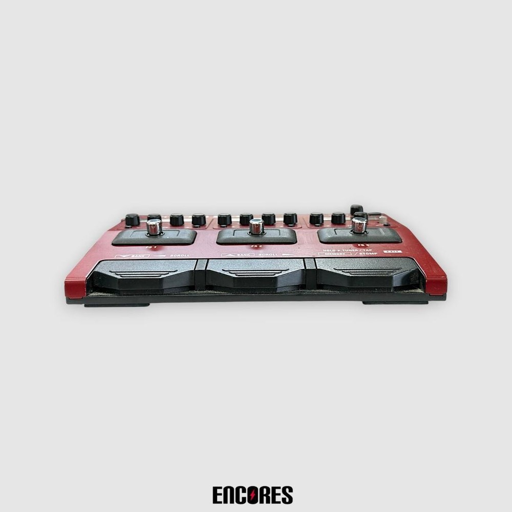 ZOOM B3n bass multi-effector