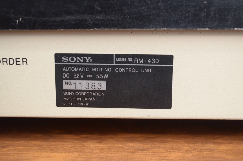 USED-SONY Video Editor-RM-430 U-Matic -Bundle includes (2)-16'ft connect cables)