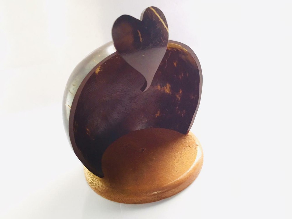 Unique Handcrafted Coconut Shell Statue Holder 100% Natural Ceylon Table Décor