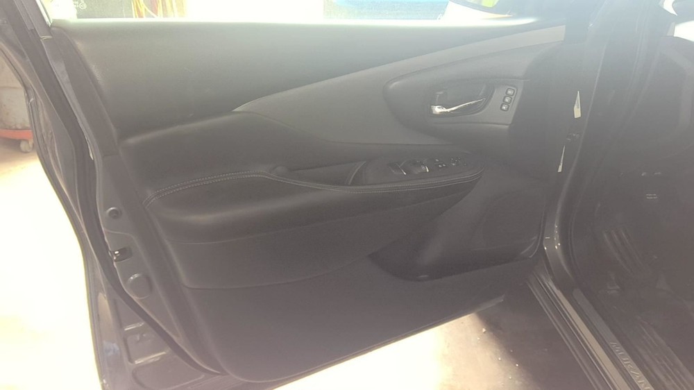 Air Shutter Fits 18-24 MURANO 752202