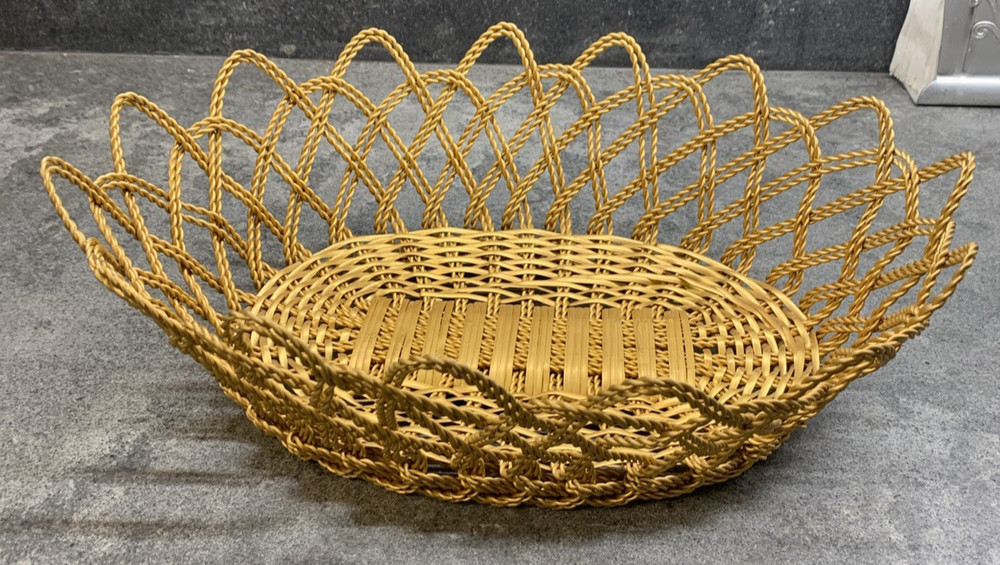 COTTAGE CORE Handwoven Open Weave OVAL Basket