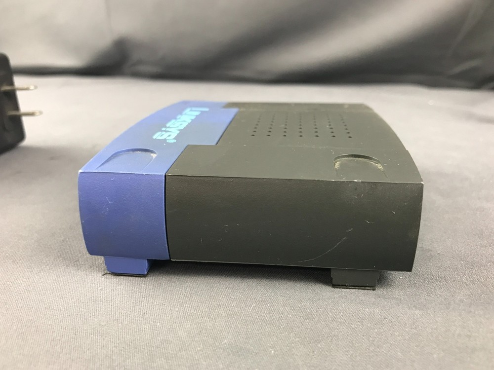 Linksys EtherFast EZXS55W 5-Port Workgroup Switch Hub Cisco Systems