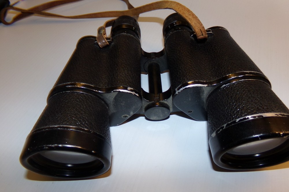 Pilot Flyweight 10x50 Binoculars, Black