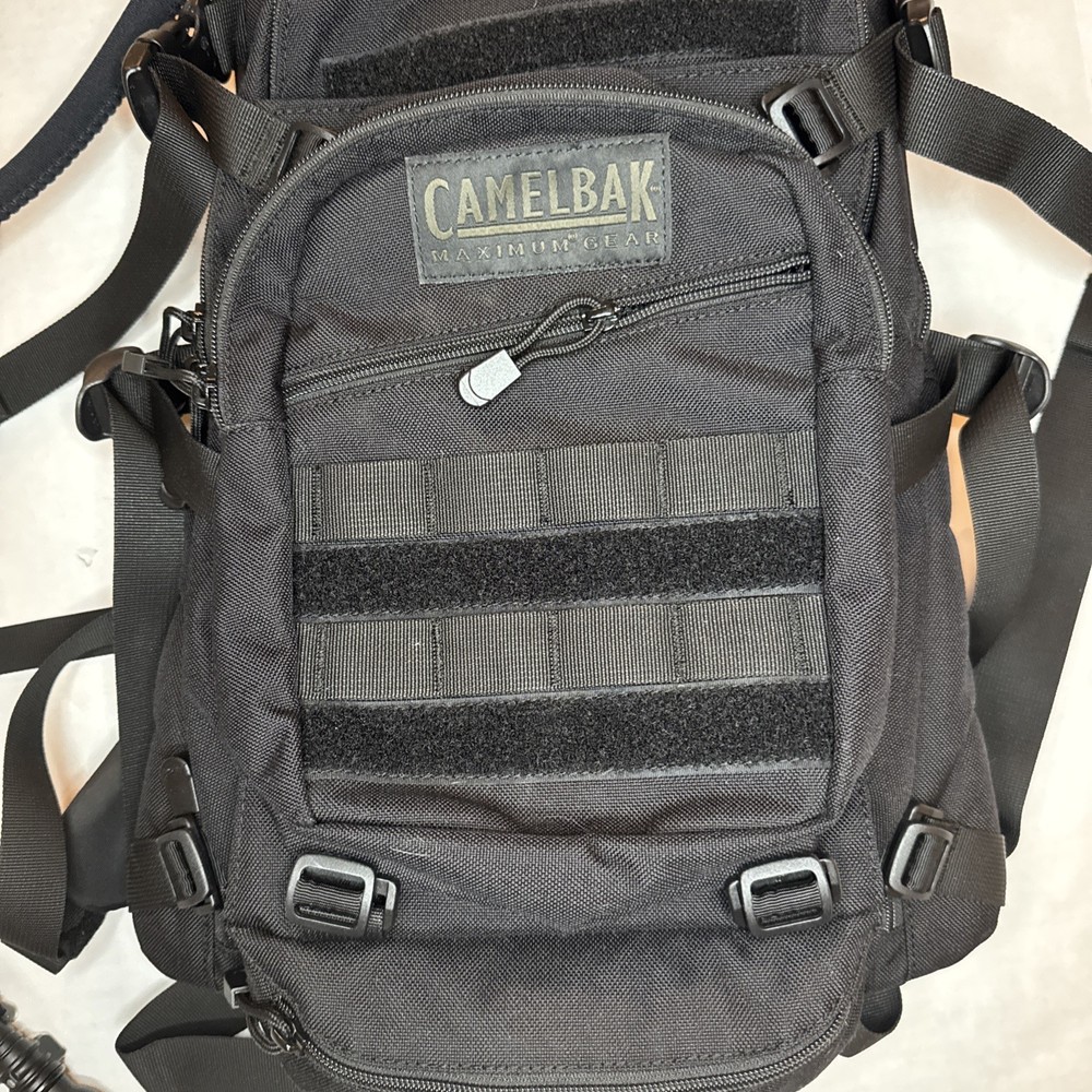CamelBak Maximum Gear Black Tactical Hydration Pack 64oz Bladder MOLLE Backpack