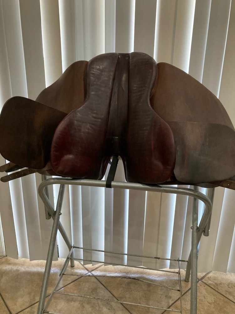 Crump SaddleSeat Saddle 19.5 " Equitation saddle