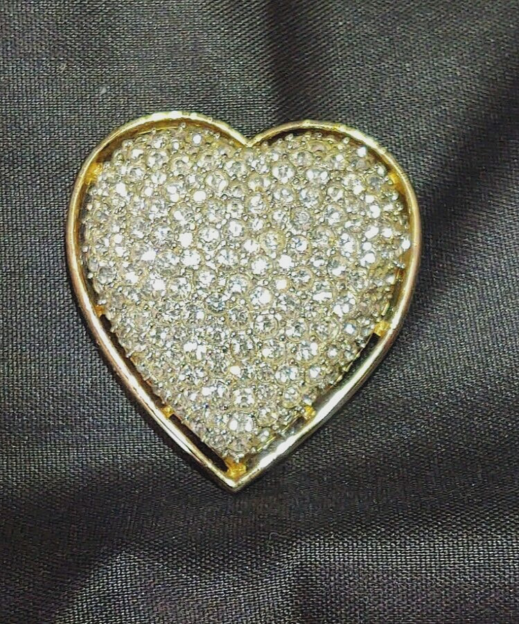 PRETTY HEART PIN~ RHINSTONE