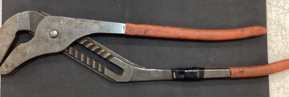 Matco Tools 20” Groove  Joint Pliers PGJ20b