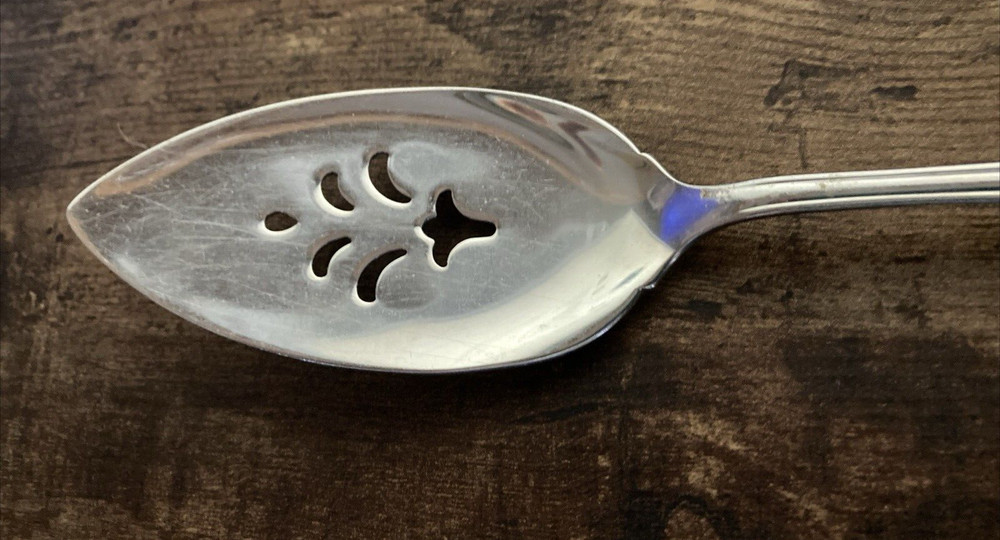 Oneida Replacement USA Stainless CLARETTE - Pierced Pie/Dessert Server 9 5/8"