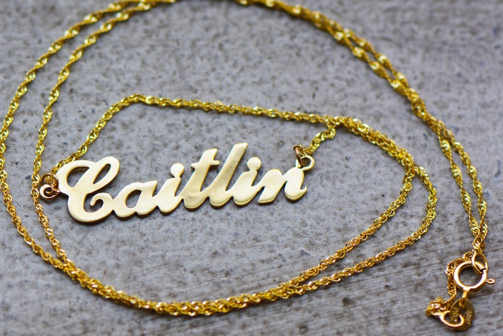 10K Solid Yellow Gold Personalized Custom Cursive Name Pendant Letter Necklace