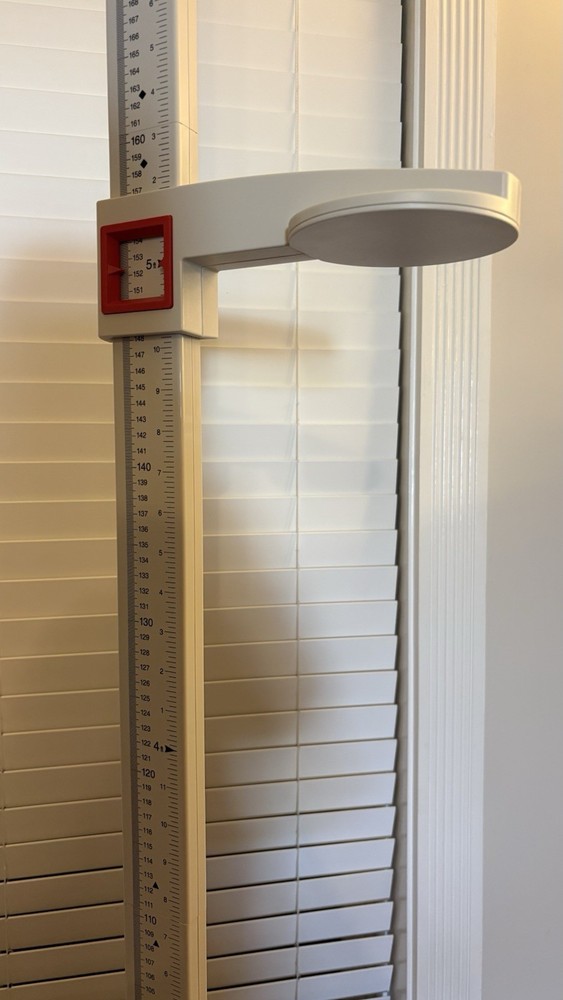 Seca 213 Stadiometer for Mobile Height Measurement