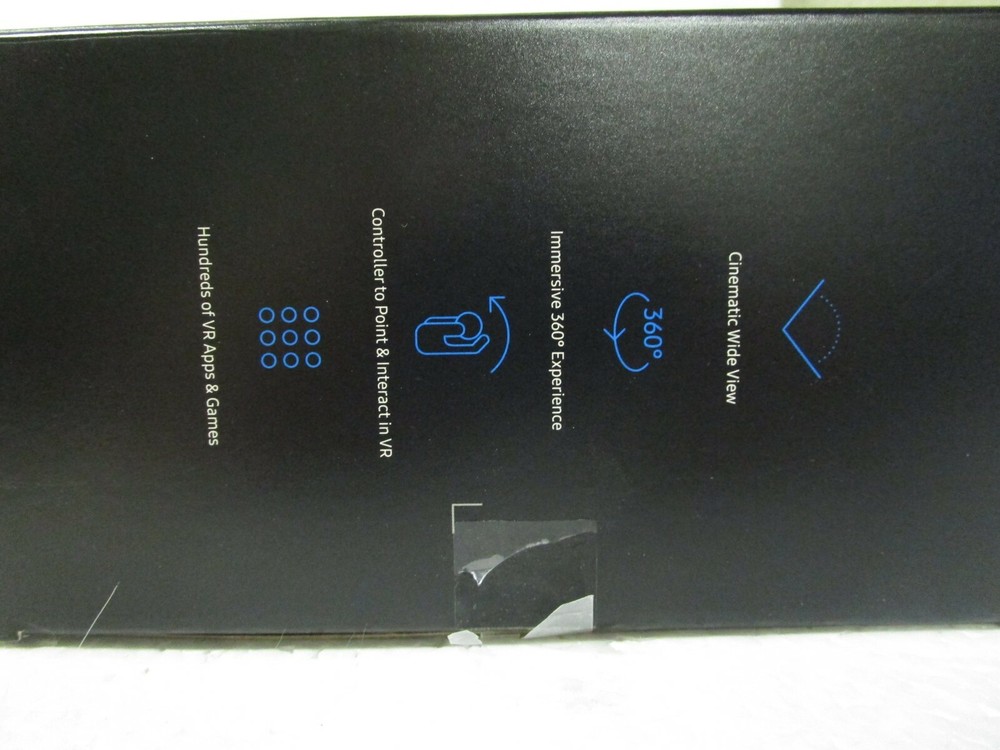 Samsung SMR324 Gear VR with Controller - Missing Lens Cover