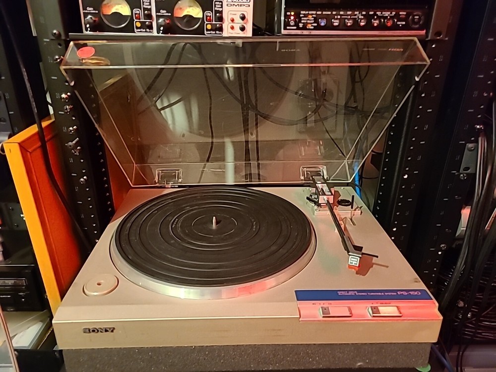 Sony Turntable PS-150