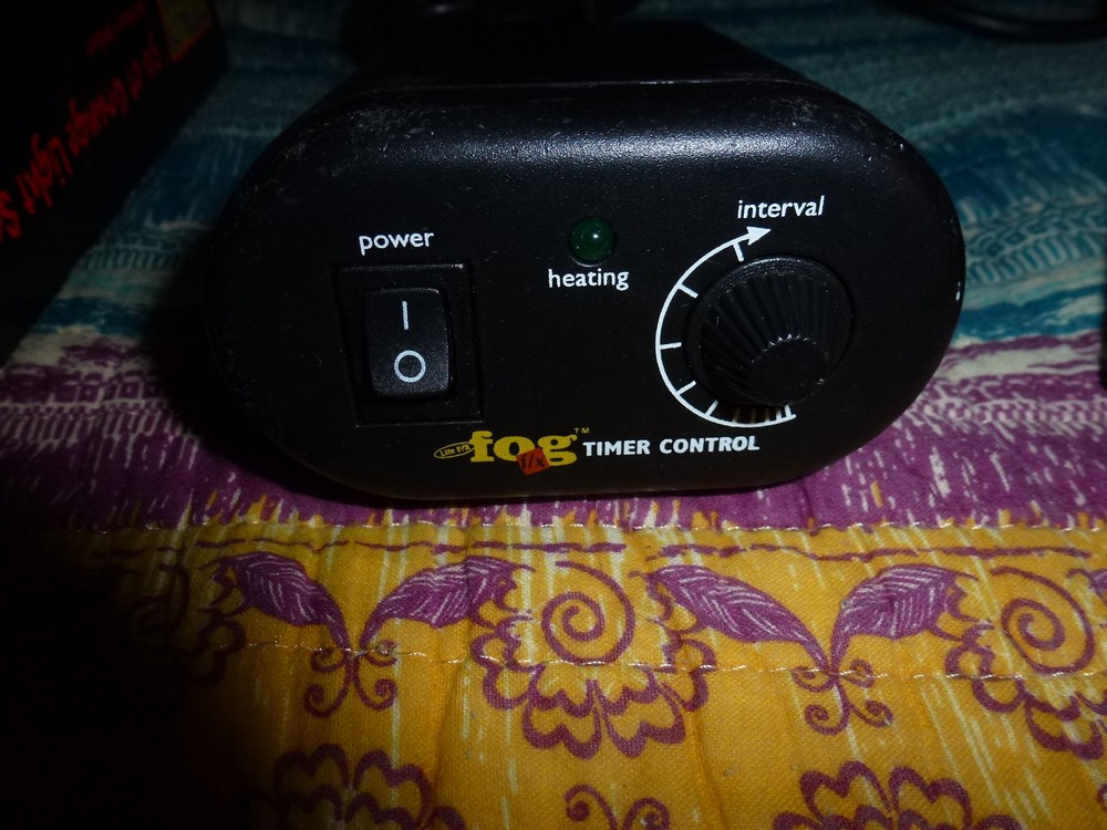 FOG TIMER CONTROLLER & SWITCH SALES Plug In Halloween or Party Orange Lights