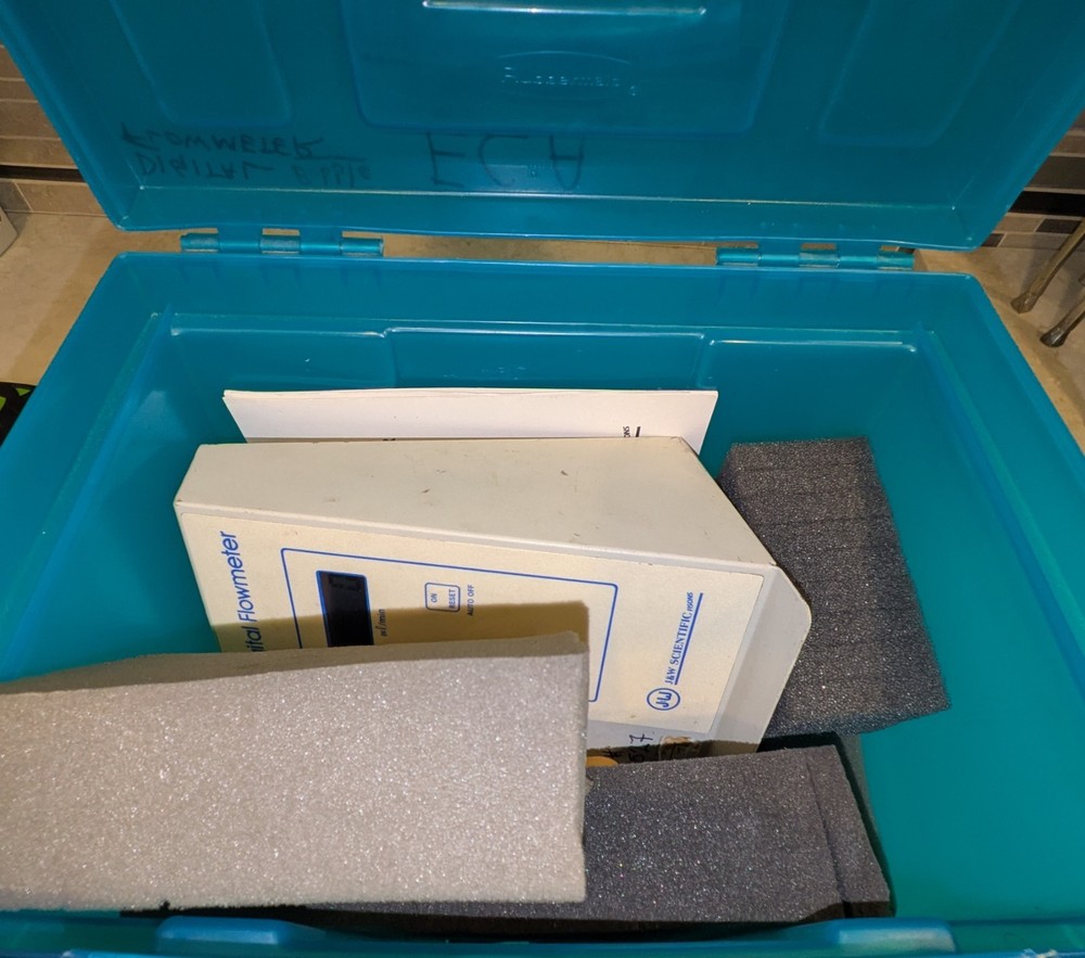J&W SCIENTIFIC Digital Flowmeter