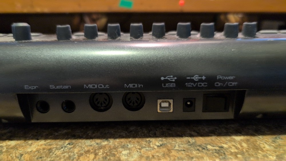 M-Audio Axiom 49 Key USB MIDI Keyboard Controller 2000s- Read Description twice