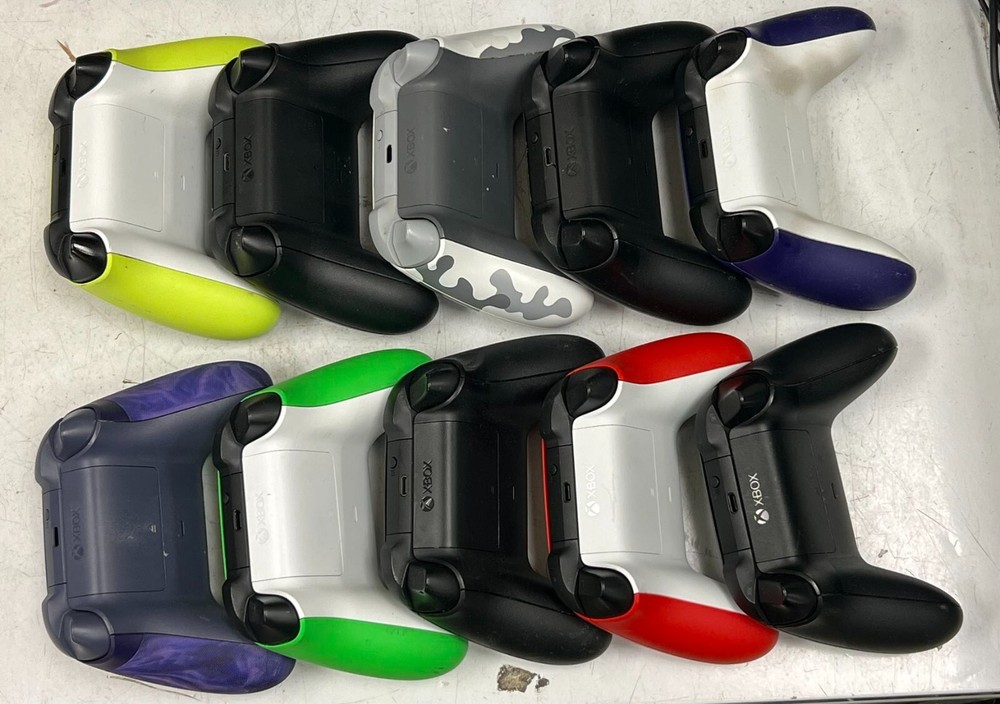 10 X Microsoft Xbox Series Wireless Controllers, as is/no return