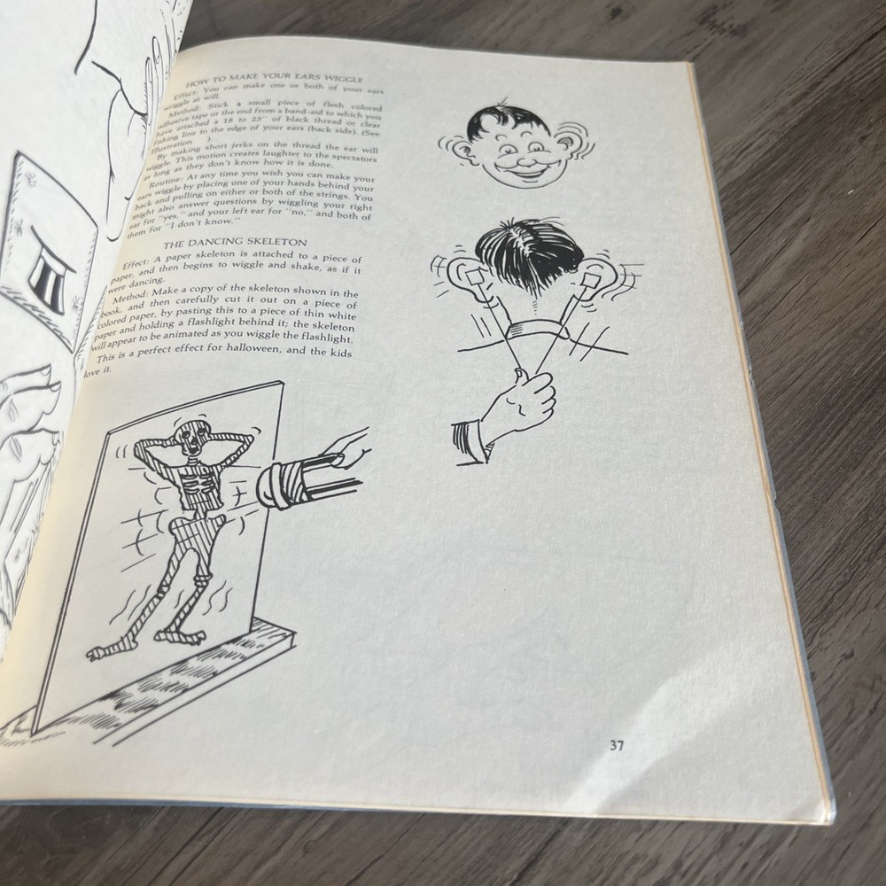 1979 Elastrix Rubber Bands Magic Tricks Stunts Puzzles Book Mishell Hurwitz