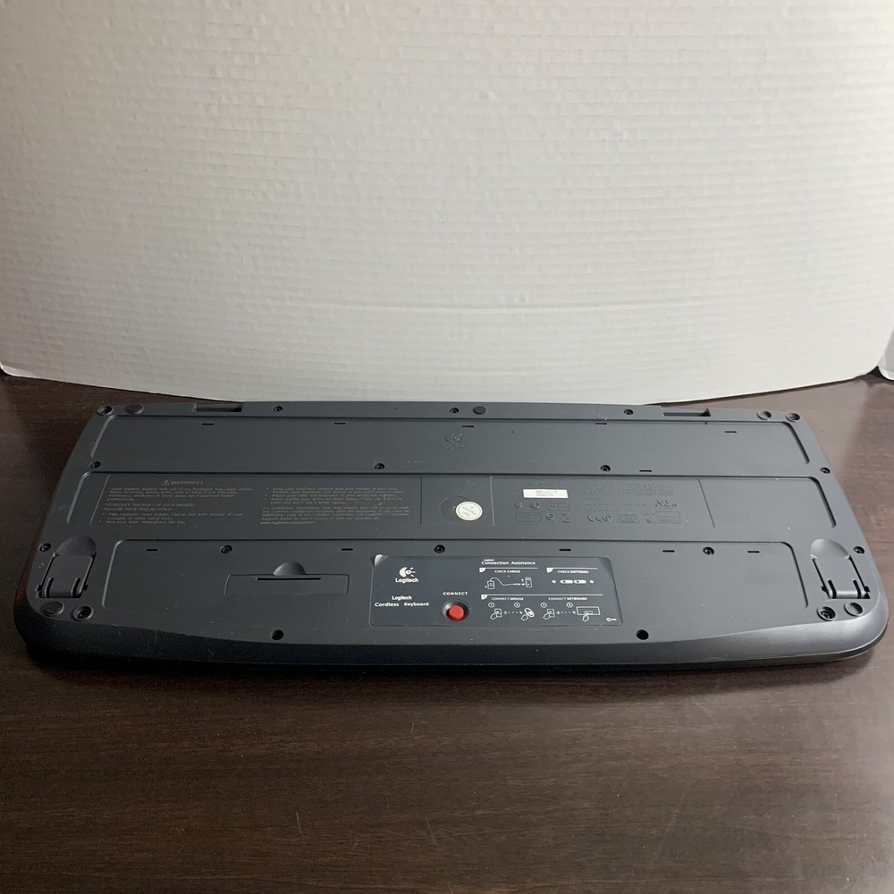 2005 Logitech Wireless Keyboard Y-RAZ71 (SK-7207 C) Tested Working