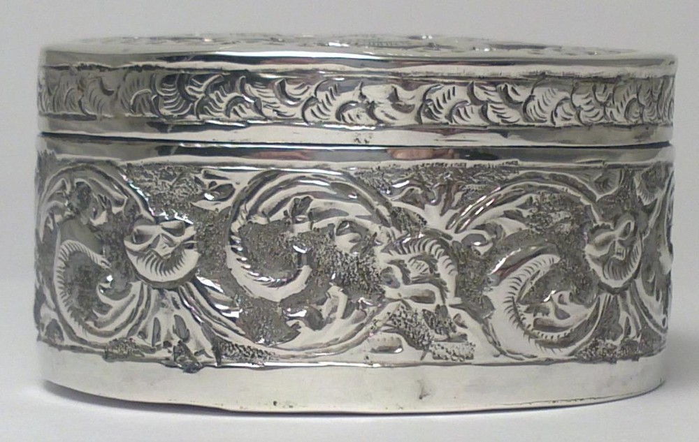 Vintage 800 Silver Trinket / Ring Box (Hand Crafted)–poss. Middle Eastern (34g)