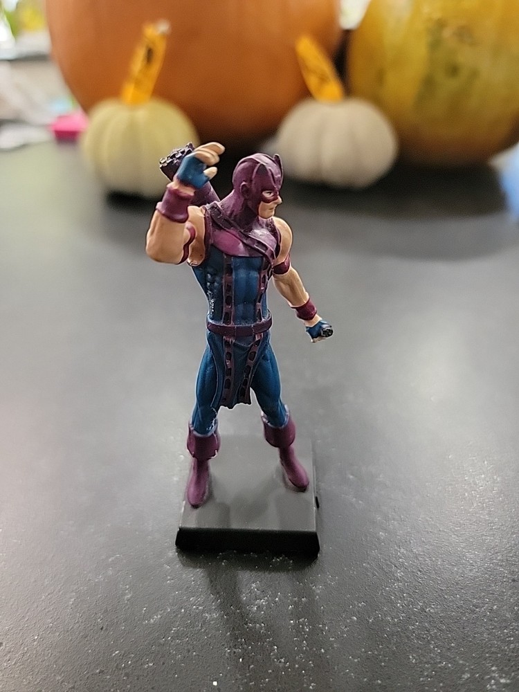 MarvelClassic Fig Collection Eaglemoss Hawk Eye Damaged