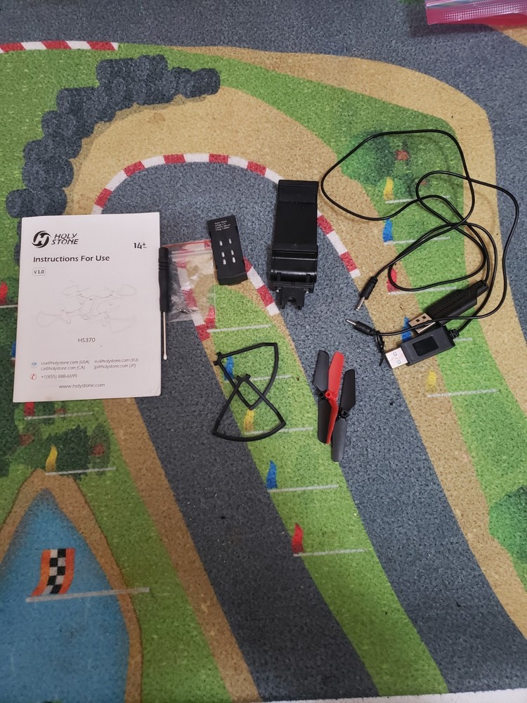 Holy Stone HS370 Red Mini Drone Quadcopter- Missing Some Accessories