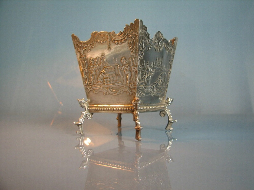 Hanau solid silver miniature dutch toy silver planter pot 68 grams Circa 1900