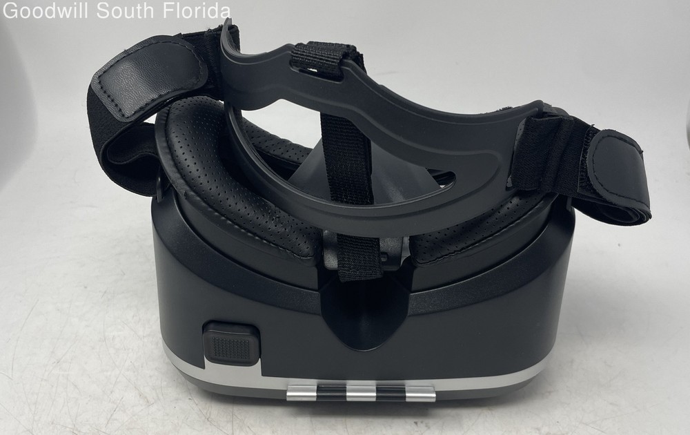 Black Adjustable Strap VR Virtual Reality Glasses With Controller Not Tested