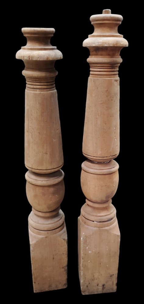 Pair Of Newel Posts *GAM0203