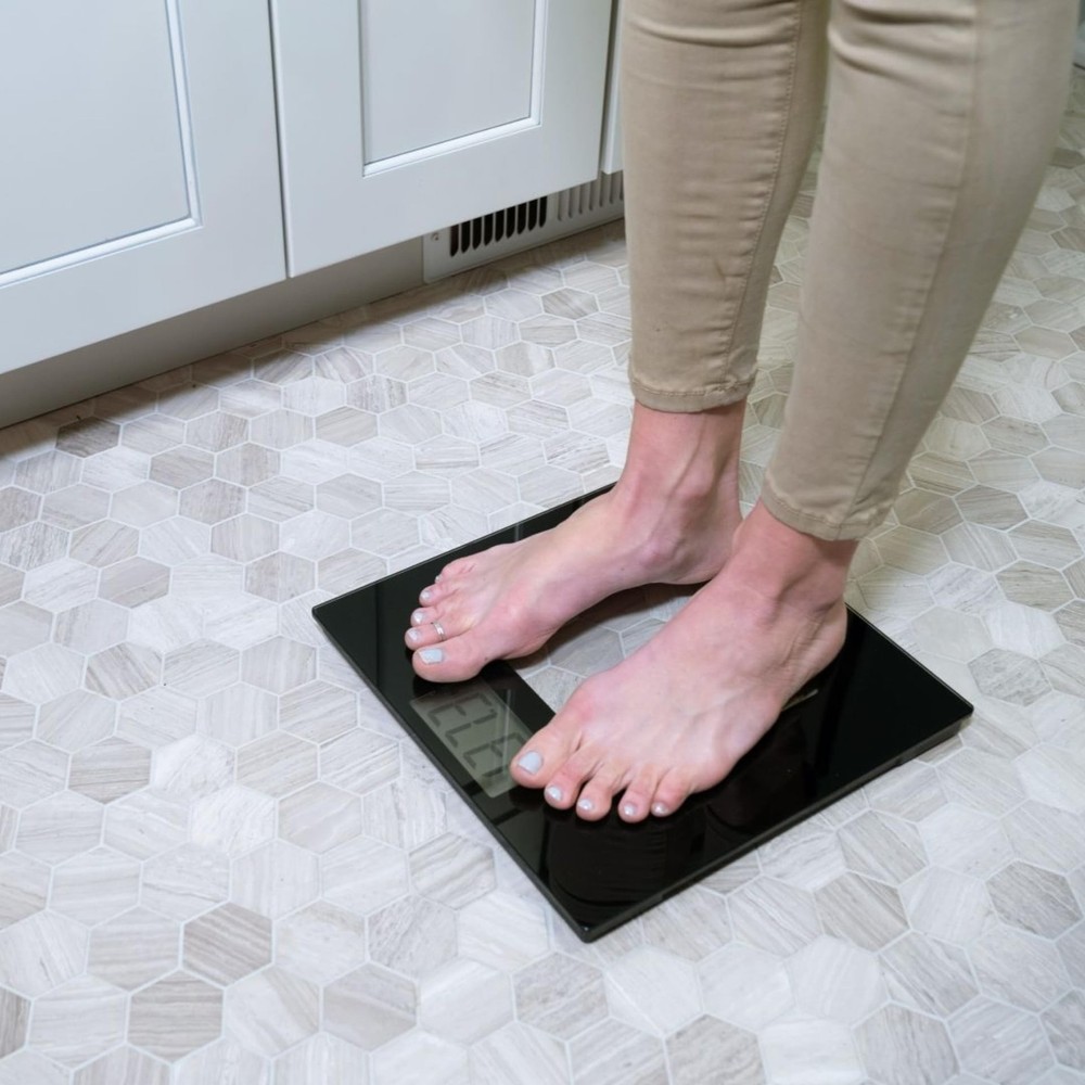Talking Digital Scale Extra Wide Glass - Accurate Visual & Voice Display Scal...