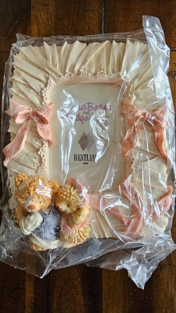 Westland brand picture frame featuring "Adera Bears