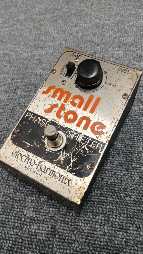 ELECTRO-HARMONIX small stone v2 effector