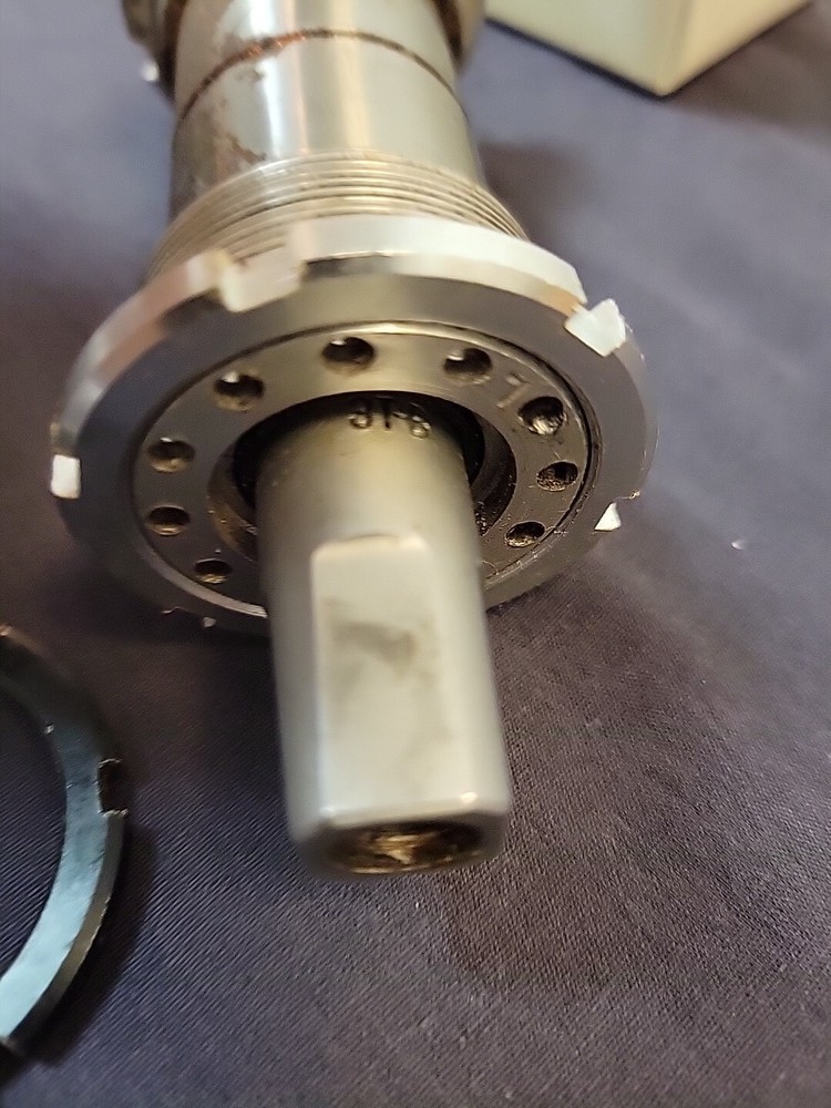 performance bicycle sealed bearing bottom bracket