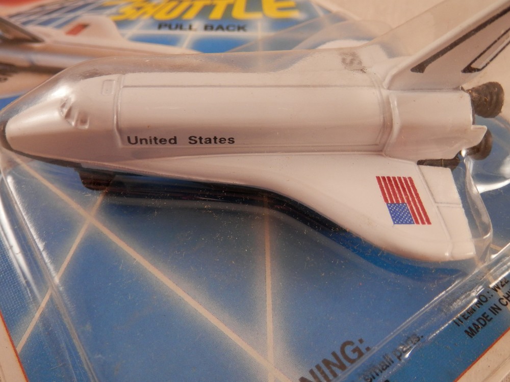 USA Space Shuttle die cast metal pull back 4" 2 pieces