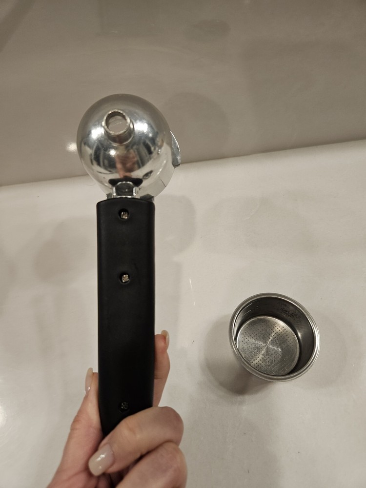 Portafilter Basket Holder w/ Filter