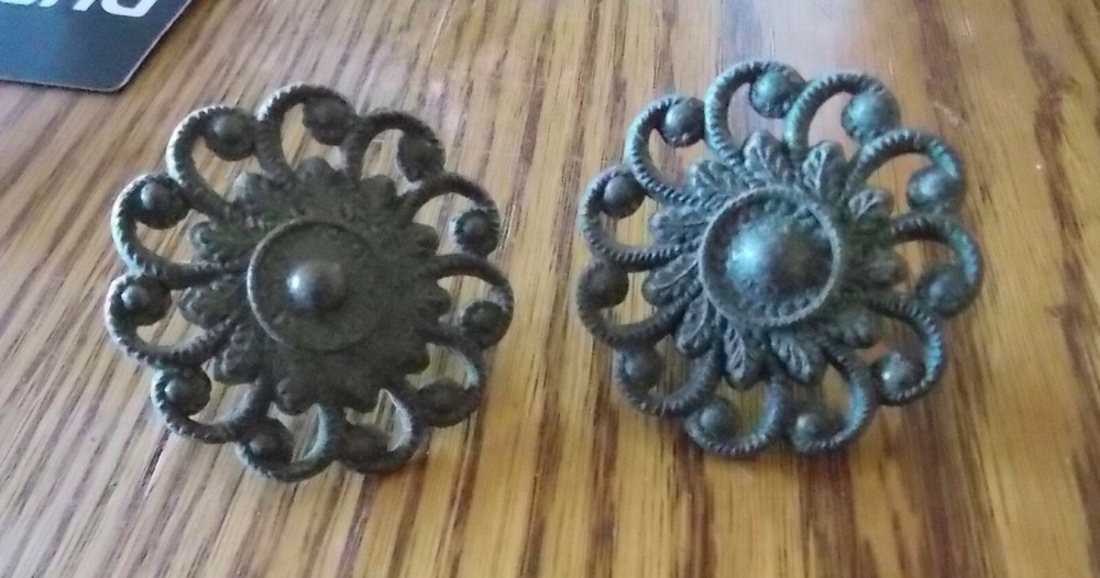 Brass Flower Drawer Pull   (1 pull)