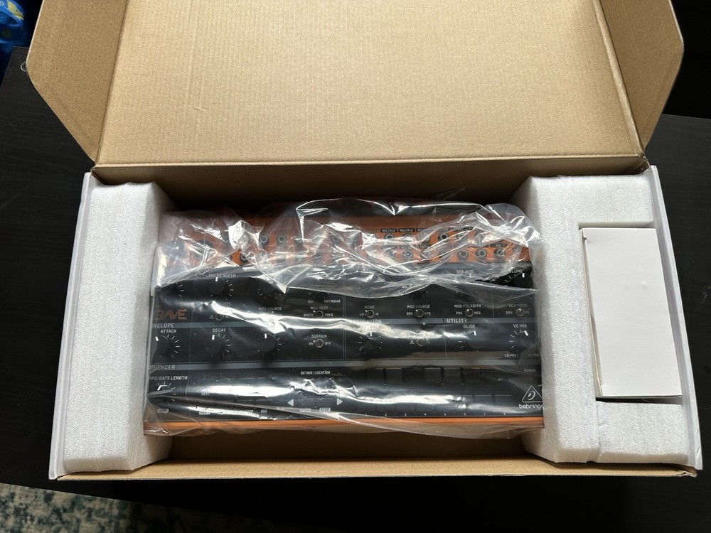 Behringer Crave Analog Semi-Modular Synthesizer