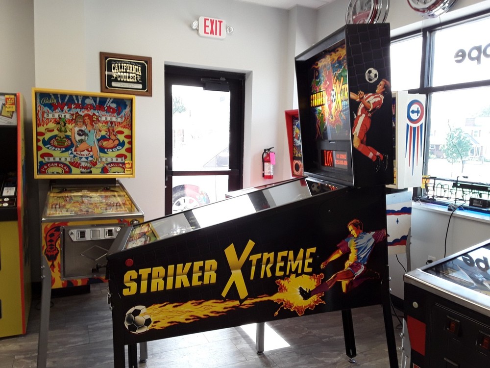 Striker Xtreme by Stern Pinball Machine-Completely Restored!
