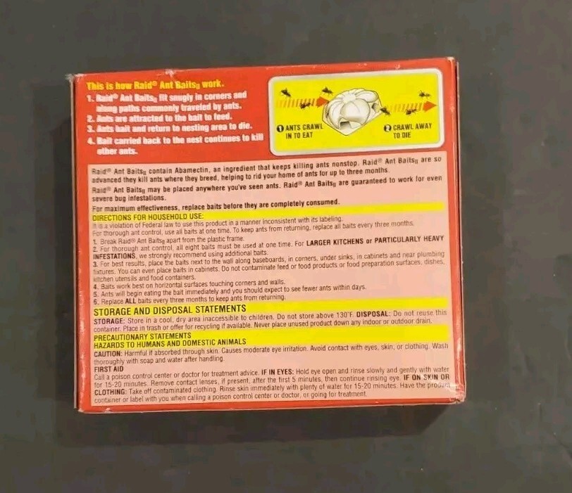 Raid Ant Baits II 8 Pack Starts Killing Within Hours In Colony Fits In Corners