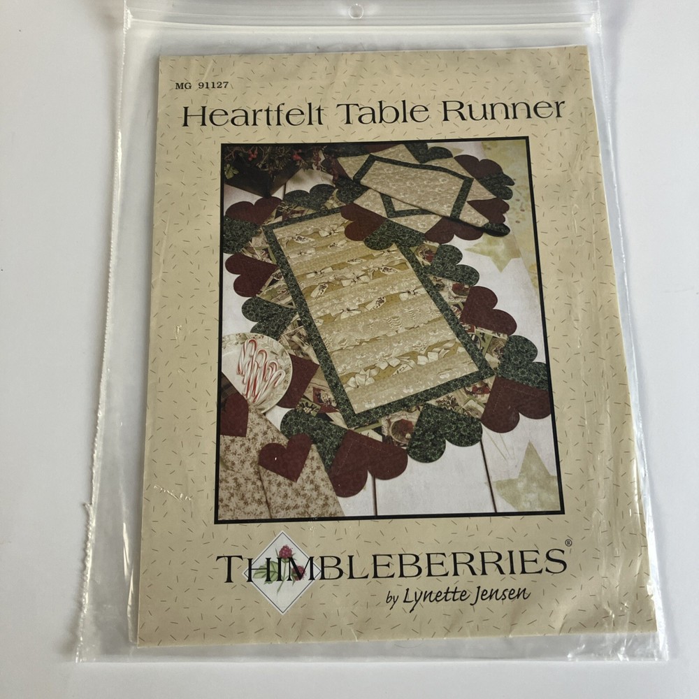 Thimbleberries Heartfelt Table Runner Pattern MG91127 Lynette Jenson 21" x 32"