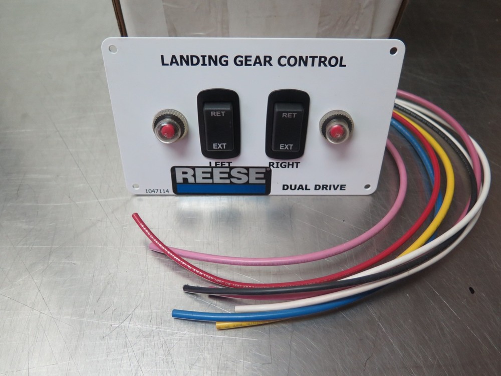 Reese Landing Gear Control Switch 1047114 (O7-D)