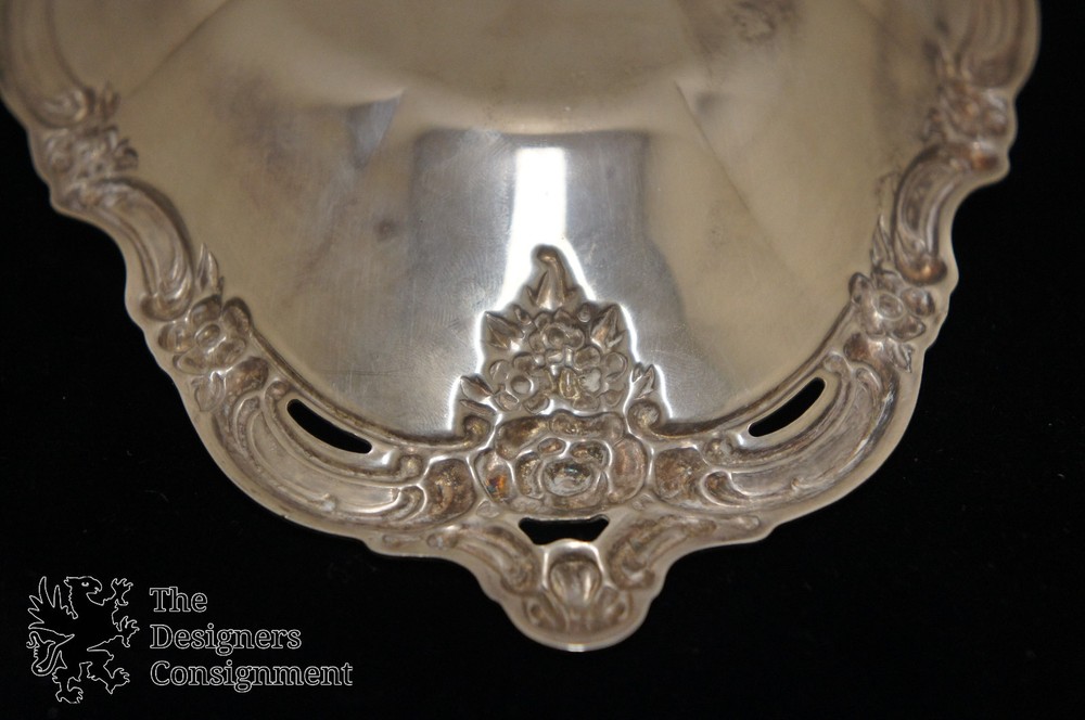 Oneida Community Silverplate Serving Dish Spoon Floral Scalloped Shell Repousse