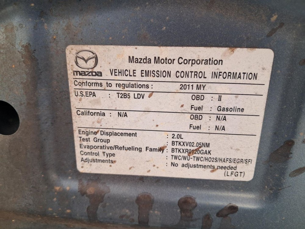 3 2011 Glove Box 5022351