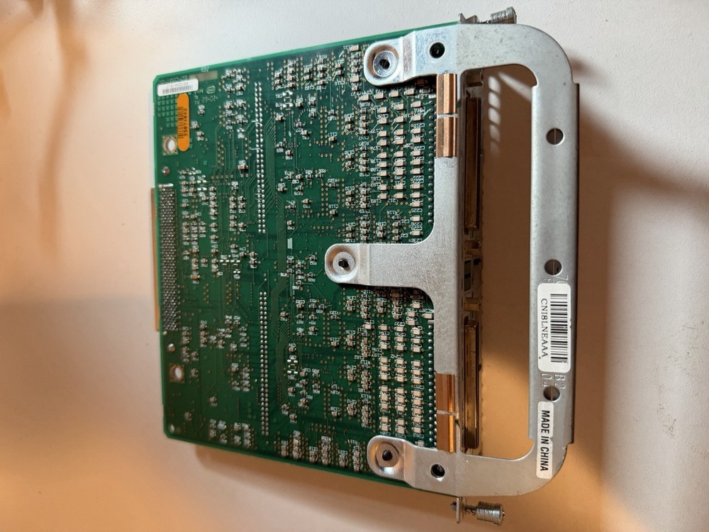 Cisco NM-16A 16 Port Asynchronous (Async) Network Module Octal cable Octal-Async