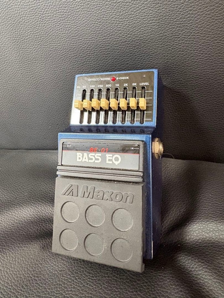 Maxon BE-01 bass equalizer effector