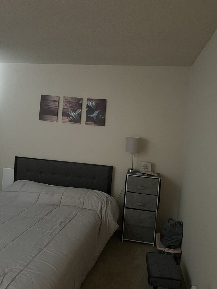 bedroom set queen & Drawers,