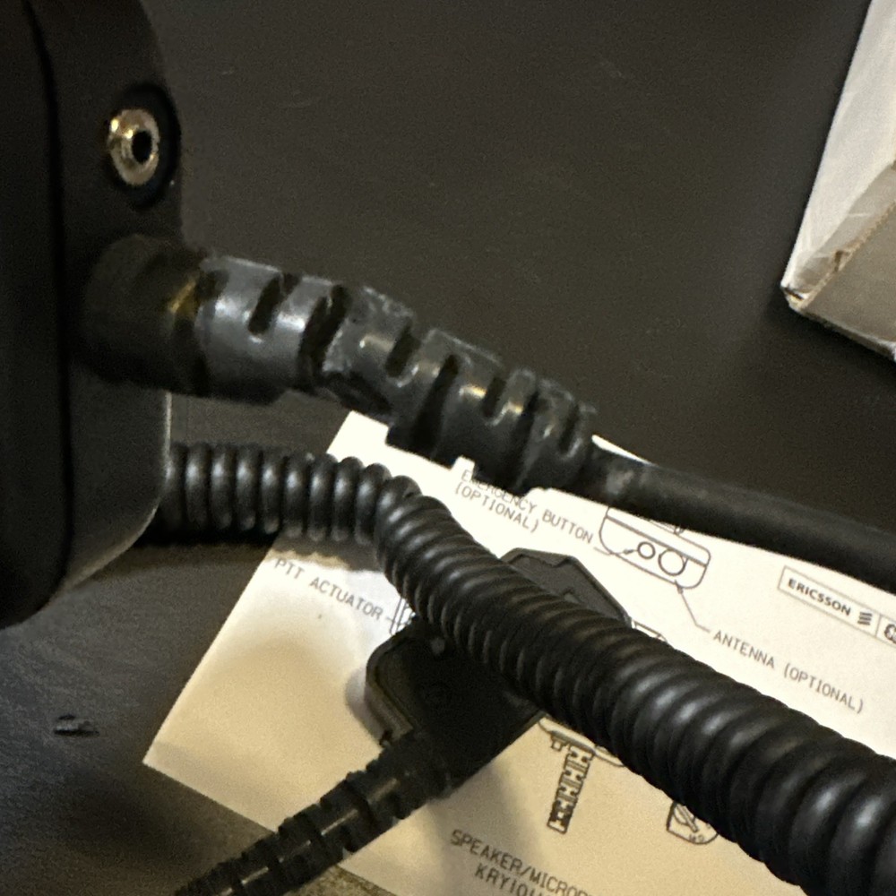 NEW GE/ERICSSON SPEAKER/MIC