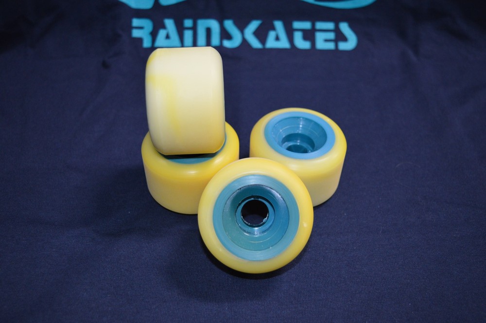 Blank NOS VISION PROTONS 62mm/95a Old School Skateboard Wheels, Blue Core